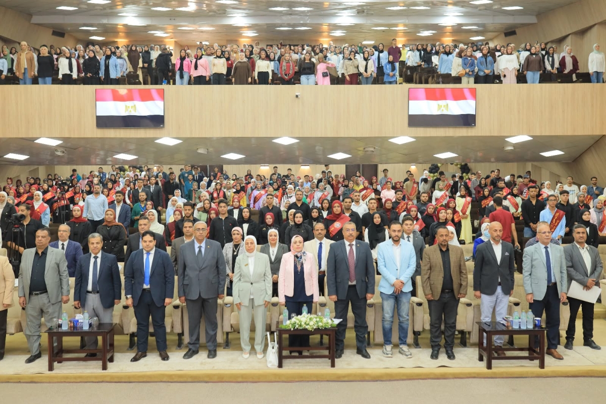 افتتاح فعاليات المؤتمر الطلابي السنوي الخامس فى العلوم الانسانية بجامعة بنها