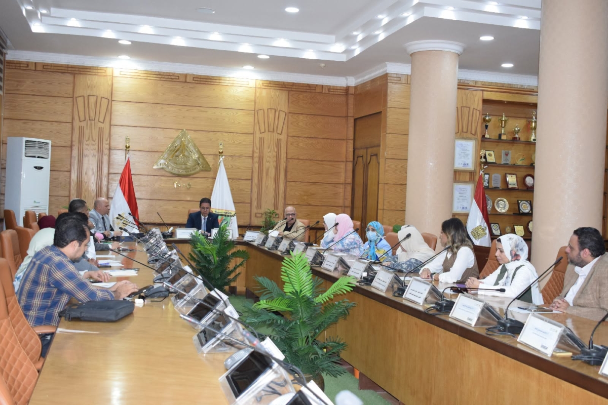 "الجيزاوي" : الطلاب الوافدون سفراء جامعة بنها بالخارج.. وزيادة أعدادهم مؤشر رئيسي لنجاح منظومة الرعاية